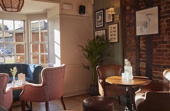 Feathers Hotel By Greene King Inns