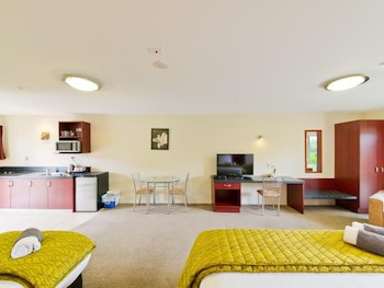 Asure Avenue Motor Lodge
