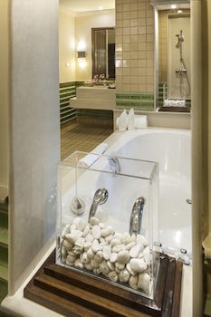Katiliya Mountain Resort & Spa