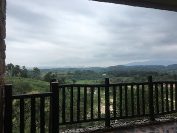 Katiliya Mountain Resort & Spa