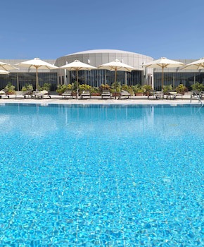 Radisson Blu Hotel & Convention Center, Alexandria