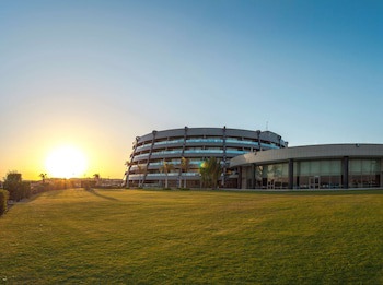 Radisson Blu Hotel & Convention Center, Alexandria