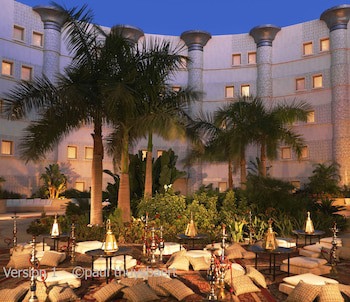 Radisson Blu Hotel & Convention Center, Alexandria