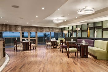 Radisson Blu Hotel & Convention Center, Alexandria