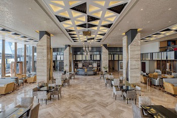 Radisson Blu Hotel & Convention Center, Alexandria