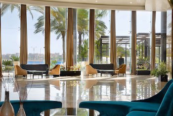 Radisson Blu Hotel & Convention Center, Alexandria