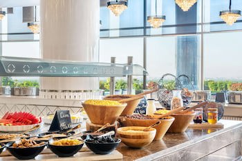 Radisson Blu Hotel & Convention Center, Alexandria