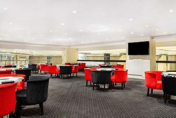 Radisson Blu Hotel & Convention Center, Alexandria