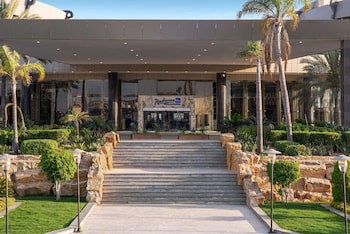 Radisson Blu Hotel & Convention Center, Alexandria