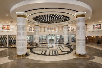 Radisson Blu Hotel & Convention Center, Alexandria