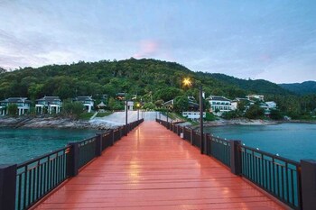 Racha Kiri Resort And Spa Khanom