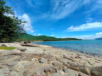 Racha Kiri Resort And Spa Khanom