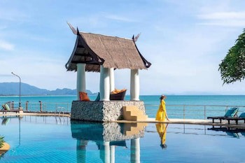 Racha Kiri Resort And Spa Khanom