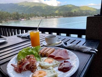 Racha Kiri Resort And Spa Khanom
