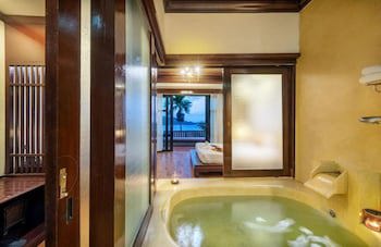 Racha Kiri Resort And Spa Khanom
