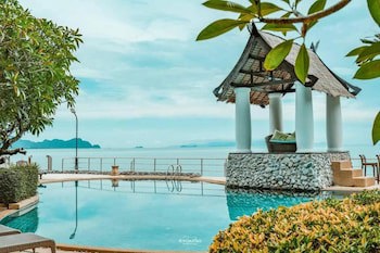 Racha Kiri Resort And Spa Khanom