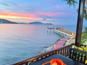 Racha Kiri Resort And Spa Khanom