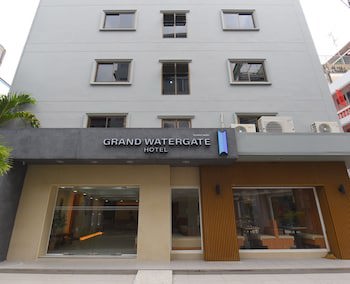 Grand Watergate Hotel