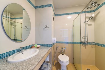 Thong Tarin Hotel