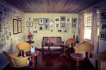 Grenadine House