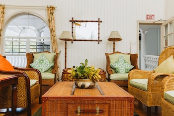Grenadine House