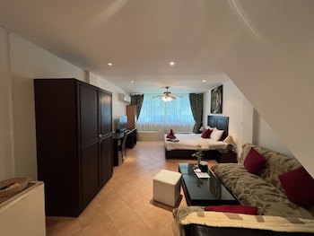 Aquarius Guesthouse & Sauna Adults Only