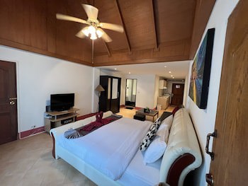 Aquarius Guesthouse & Sauna Adults Only