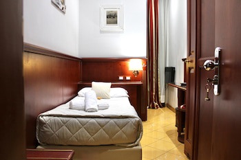 Hotel Fiorella Milan galeri fotoğrafı