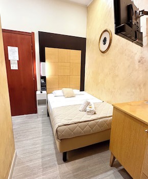 Hotel Fiorella Milan galeri fotoğrafı