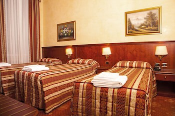 Hotel Fiorella Milan fotoğrafı