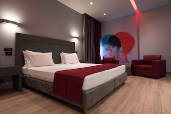 Pines Hotel