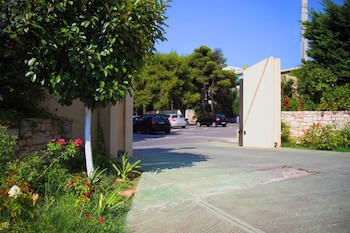 Pines Hotel
