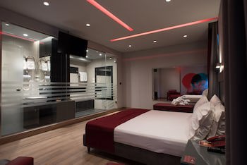 Pines Hotel