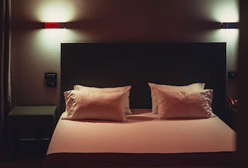 Pines Hotel