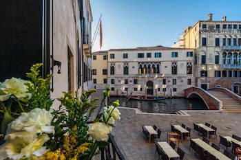 Locanda SantAgostin galeri fotoğrafı