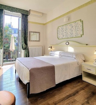 Charly Hotel galeri fotoğrafı