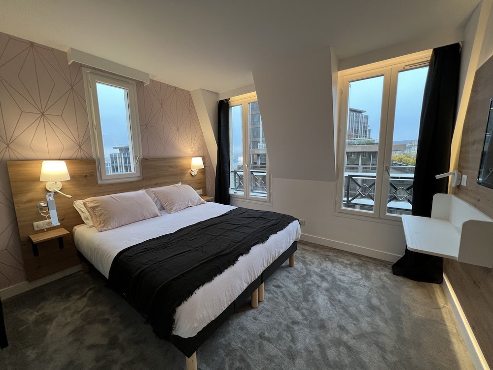 Paris Saint-Cloud Hotel