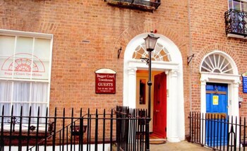Baggot Court Townhouse