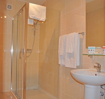Baggot Court Townhouse