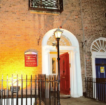 Baggot Court Townhouse