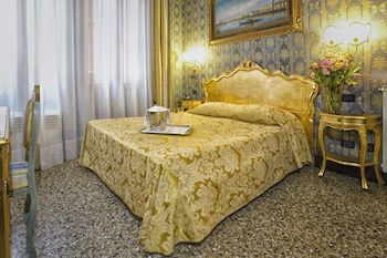 Hotel Noemi fotoğrafı