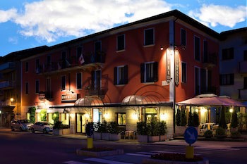 Bes Hotel Papa San Pellegrino Terme galeri fotoğrafı