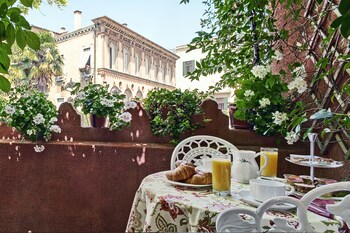 Locanda Fiorita galeri fotoğrafı