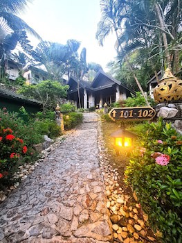 Boomerang Village Resort Kata