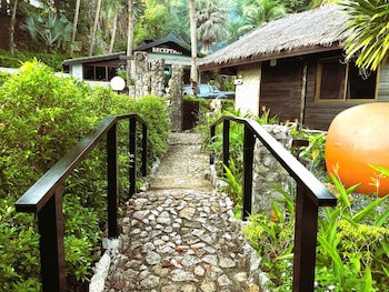 Boomerang Village Resort Kata