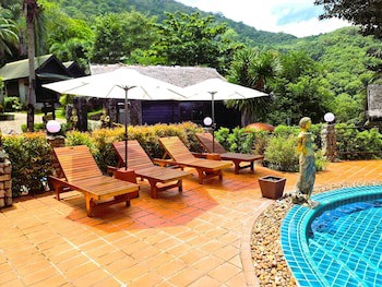Boomerang Village Resort Kata