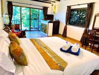Boomerang Village Resort Kata