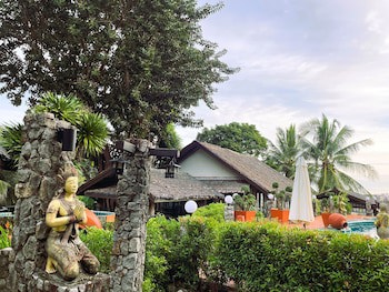 Boomerang Village Resort Kata