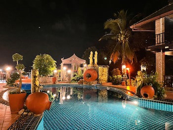 Boomerang Village Resort Kata