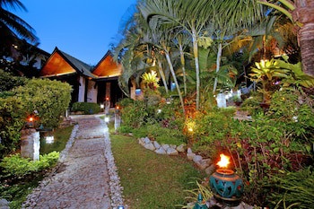 Boomerang Village Resort Kata